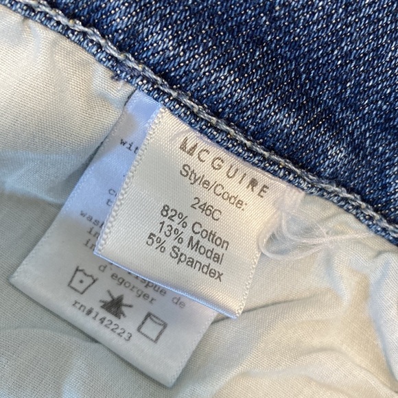 High Waist Annabelle Short in Way Up North
McGuire Denim 26 - Picture 6 of 15